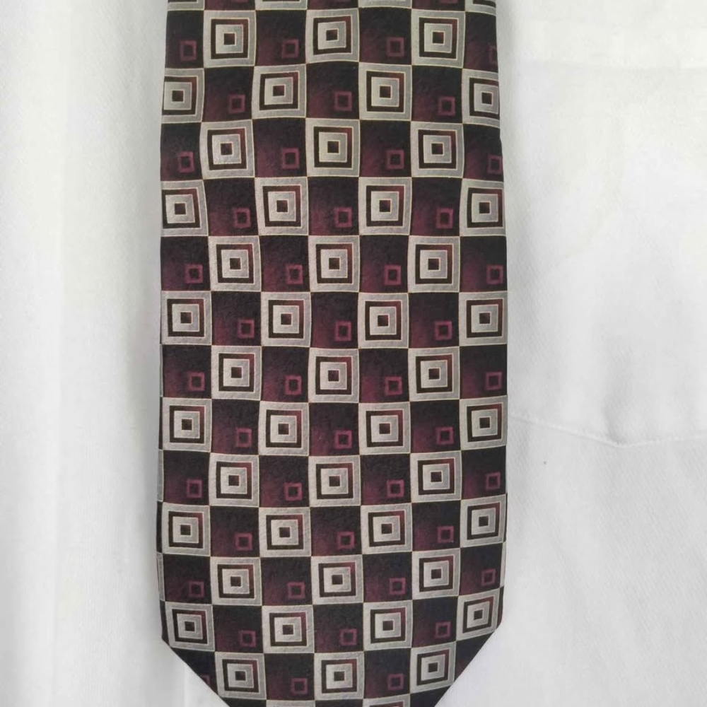 Pierre Cardin Square Geometric Pattern Designer 100% Pure Silk Men's Necktie